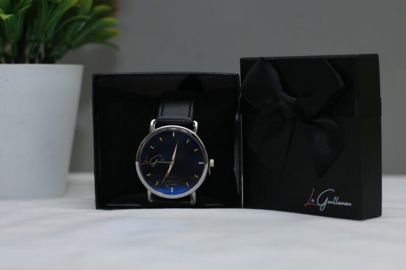 MONTRE D’HONNEUR