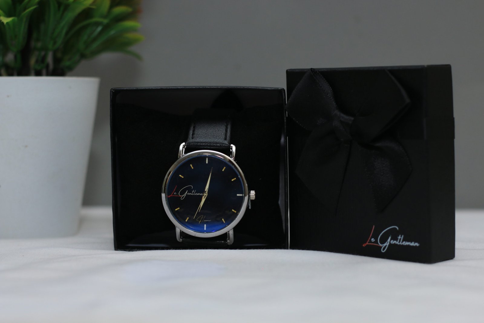 MONTRE D’HONNEUR