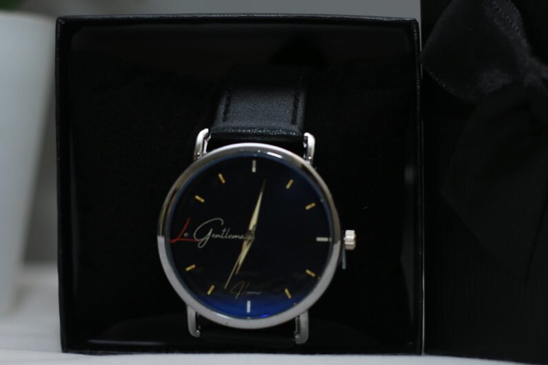 MONTRE D’HONNEUR