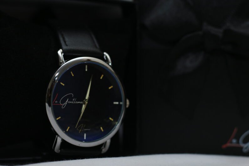 MONTRE D’HONNEUR